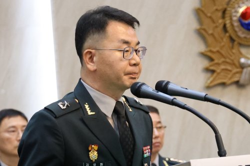총리 지시로 다시 징계위…육군 법무실장 준장→대령 '강등'