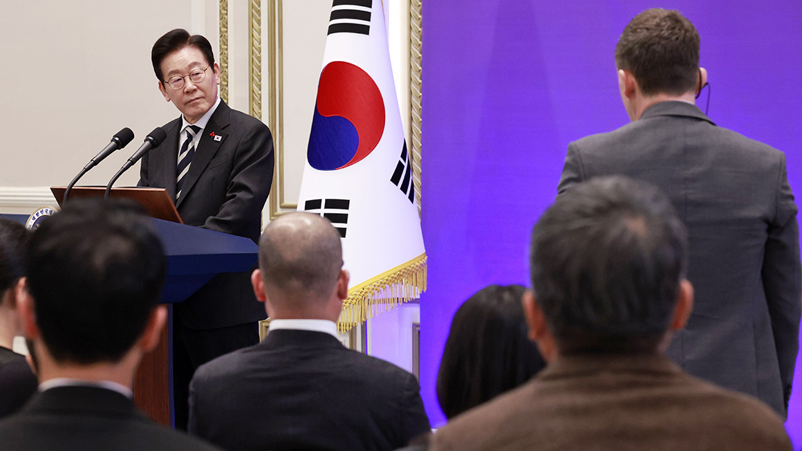 외신 기자회견 갖는 이재명 대통령…청와대 영빈관