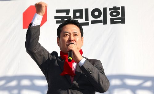 장동혁, 계엄 1년 되는 날 "계엄은 의회 폭거 맞서기 위한 것"